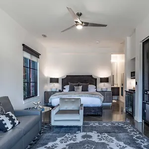 121 By Avantstay Chic Modern In Nashville